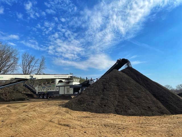 Contractor Grade Topsoil